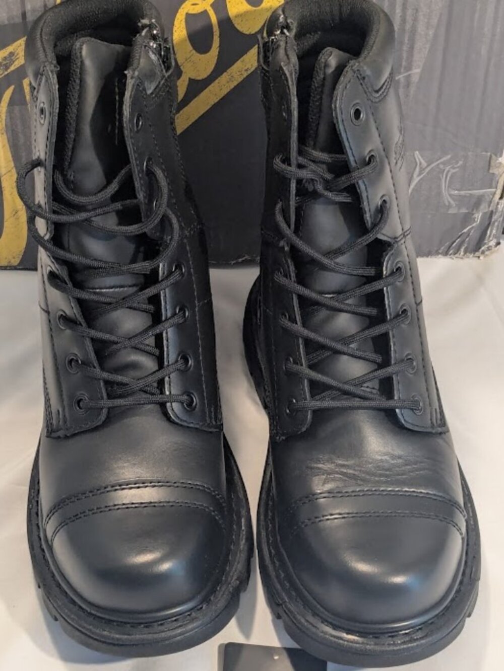 LIKE NEW Men's SIZE 7 WIDE - 8" Thorogood 834-6888 Side Zipper POLISHABLE TOE